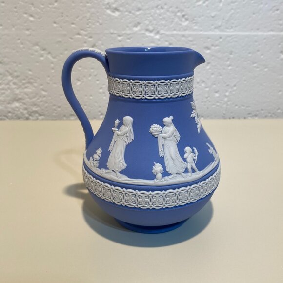 Wedgwood Blue Jasperware Etruscan Jug with White Motif - Picture 3 of 10